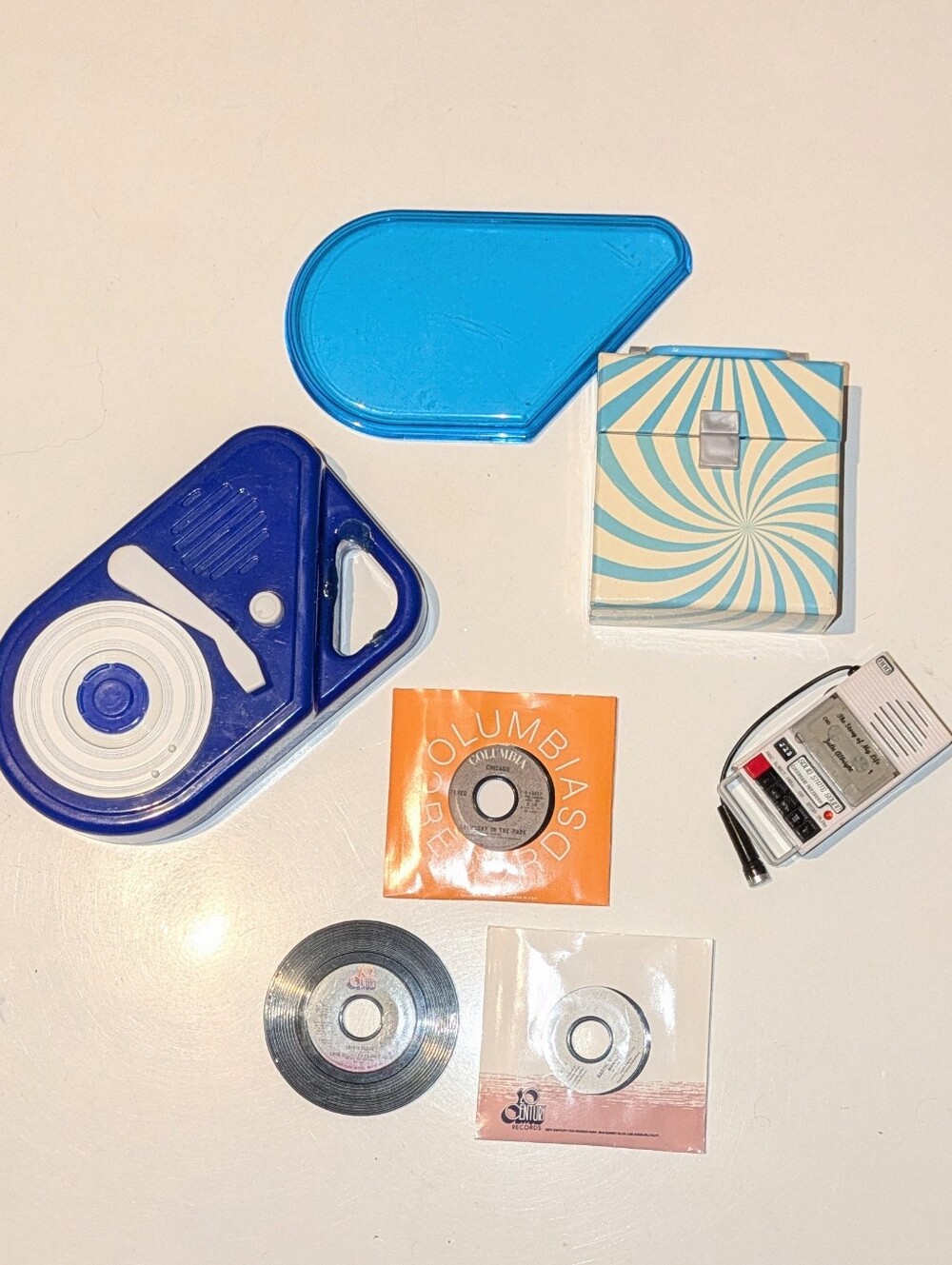 American Girl Julie FIRST VERSION Sound Accessories Set, Record Player Complete